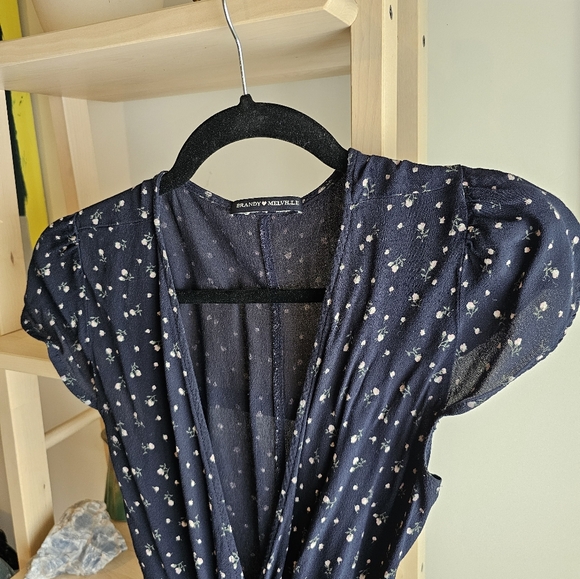 Brandy Melville Robbie Floral Wrap mini dress navy - Picture 3 of 5